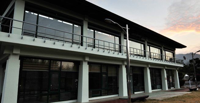 Jeongseon Arirang Learning Center