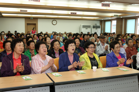 수리취와 추억나누기 행사 개최